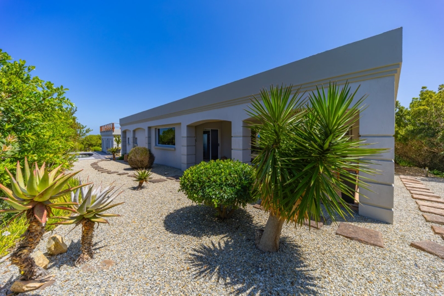 4 Bedroom Property for Sale in Pezula Golf Estate Western Cape